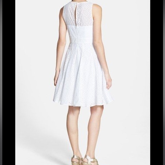 Eliza J white eyelet fit and flare above the knee cotton sleeveless dress Sz 6 - Picture 9 of 9